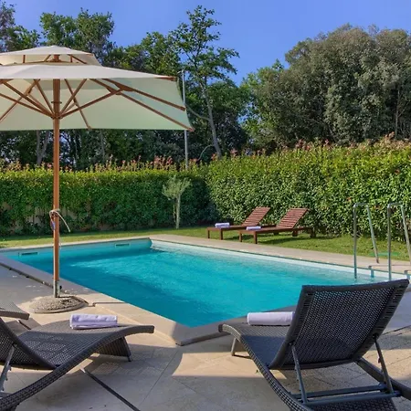 Mit Privatpool Fuer 10 Personen Ca 200 Qm In Banjole, Istrien Istrische Riviera Holiday home