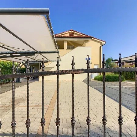 Mit Privatpool Fuer 10 Personen Ca 200 Qm In Banjole, Istrien Istrische Riviera Holiday home *